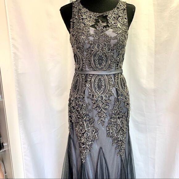 DECODE Soutache Lace Godet Prom Gown - Silver Gray 🔥 - Picture 5 of 17
